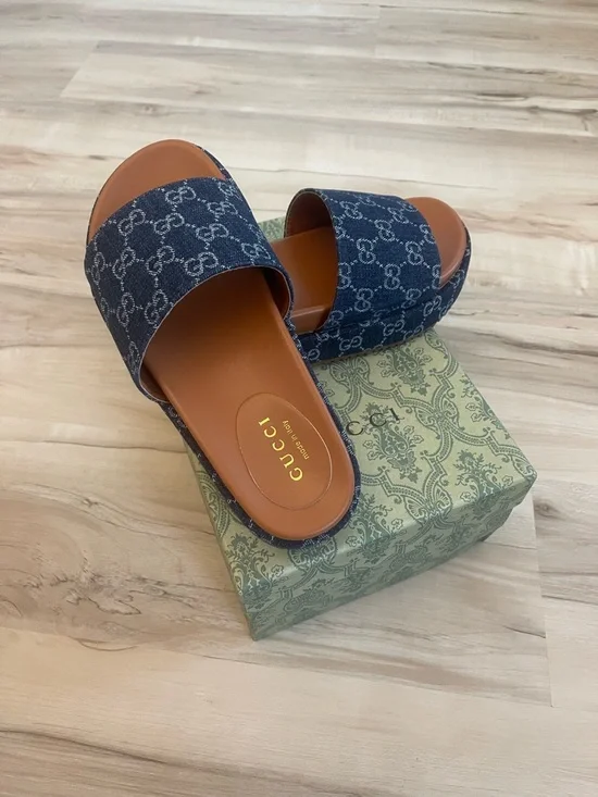 Gucci Denim Logo Slide Sandals with Brown Footbed - Picture 4 of 4